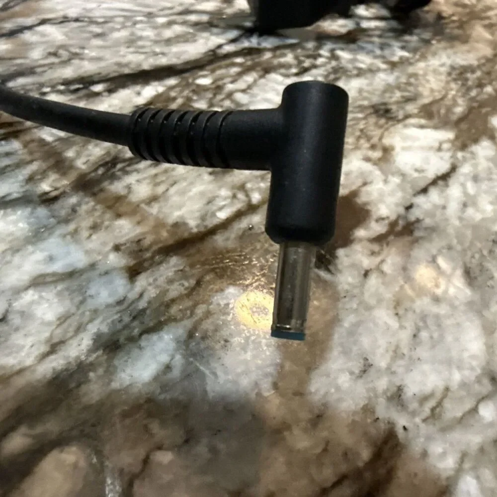 HSTNN-LA40 GENUINE HP AC ADAPTER 45W
